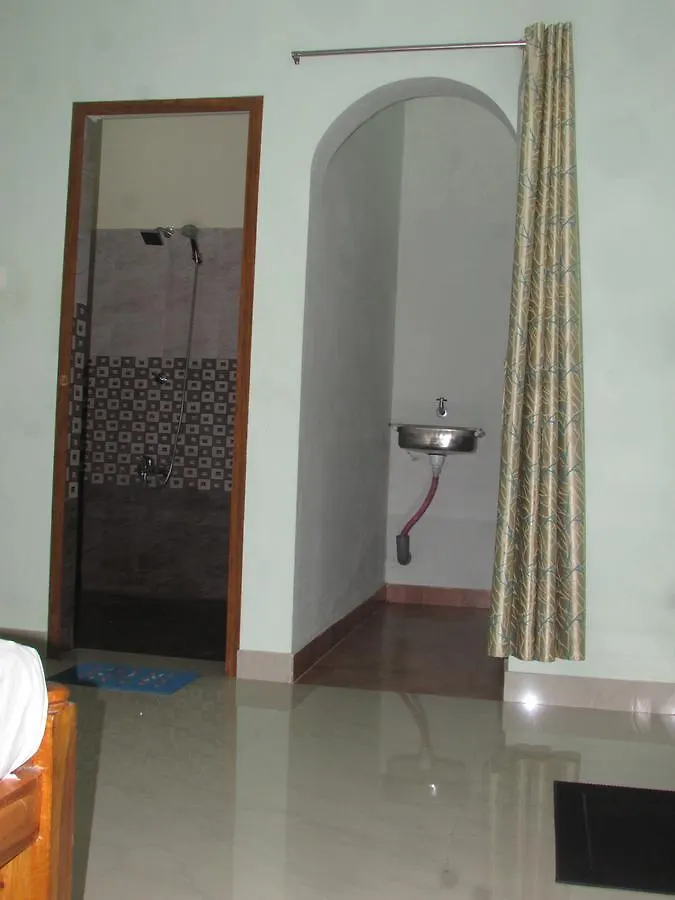 Salt & Pepper Home Stay 瓦尔卡拉